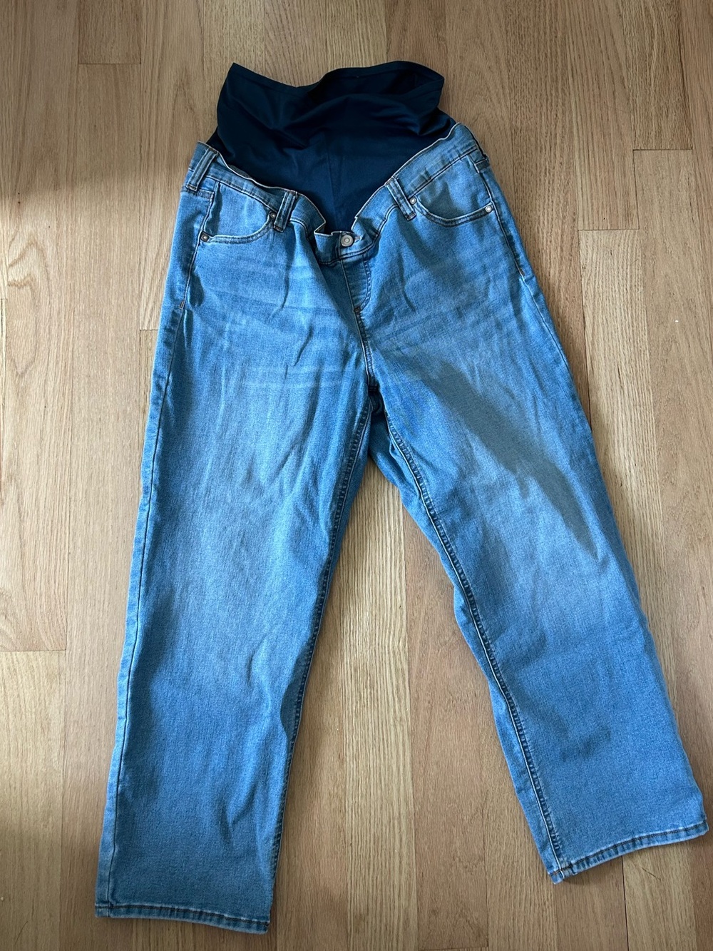 Time and Tru Maternity Straight Leg Jeans Light Wash Size Large 12-14